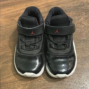 Jordan 11 CMFT Low